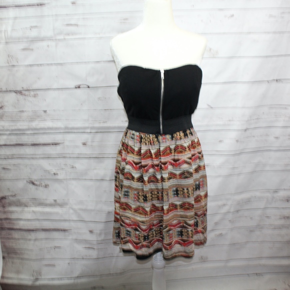 Charlotte Russe Aztec Print Dress - Picture 2 of 8
